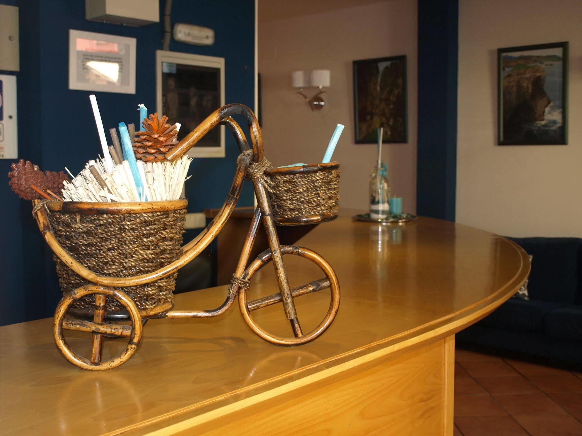 Hotel - Apartamentos Pena Santa Benia De Onis Экстерьер фото